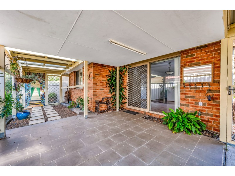 4 Conder Crescent, Metford NSW 2323