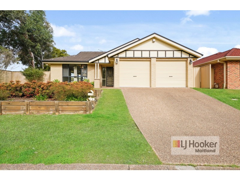 2 Nolan Crescent, Metford NSW 2323