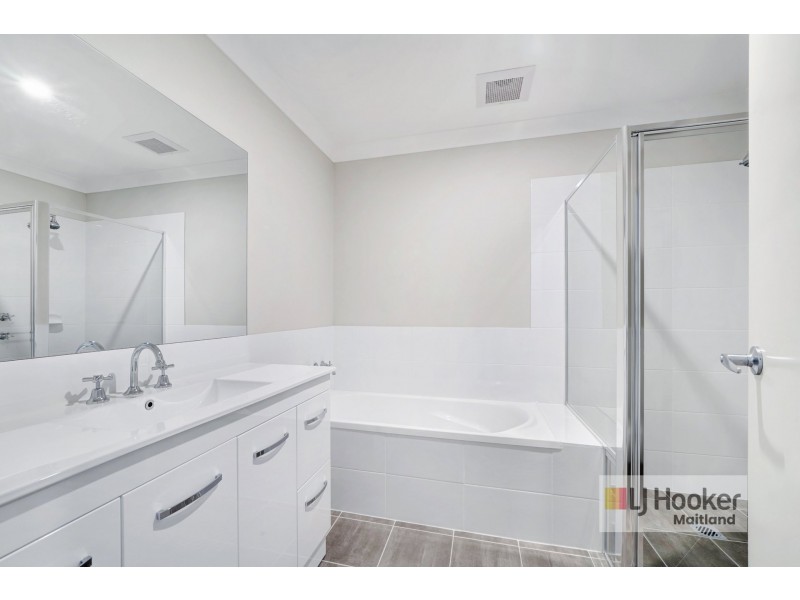 24 Lochdon Drive, Farley NSW 2320