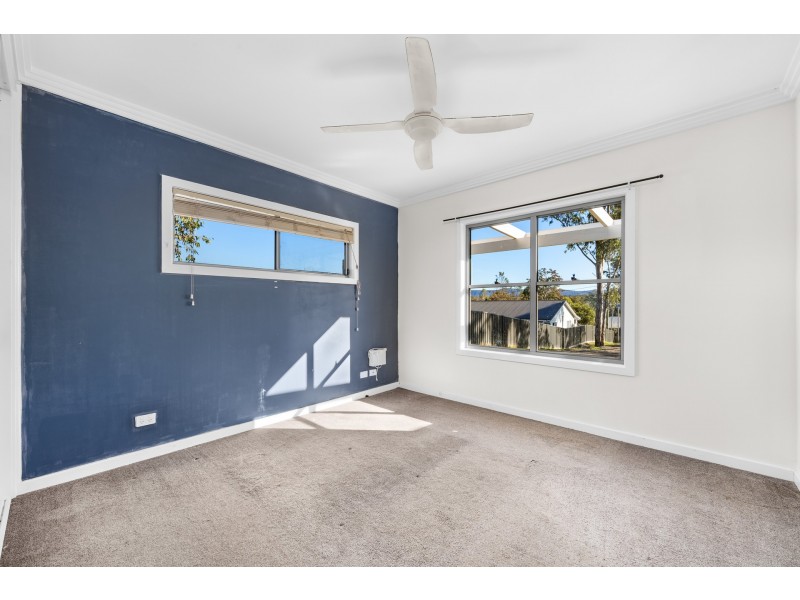 16 Campbell Street, Ellalong NSW 2325