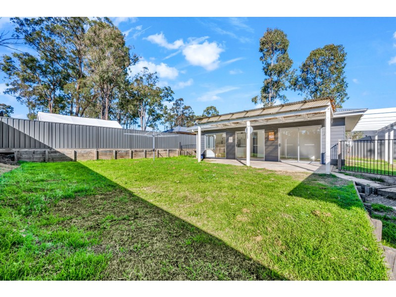 16 Campbell Street, Ellalong NSW 2325