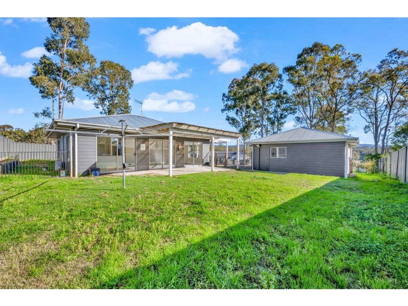 16 Campbell Street, Ellalong NSW 2325