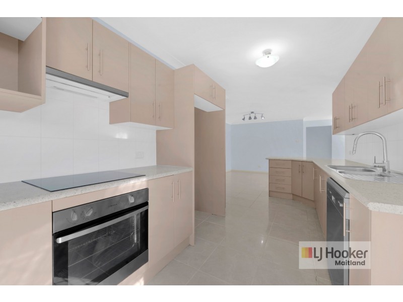 2/89 Streeton Drive, Metford NSW 2323
