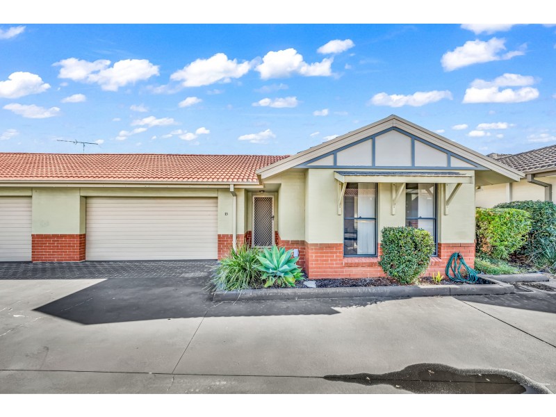 13/12 Denton Park Drive, Rutherford NSW 2320