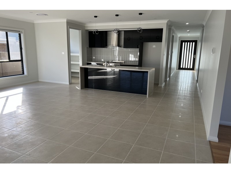 6 Levy Street, North Rothbury NSW 2335