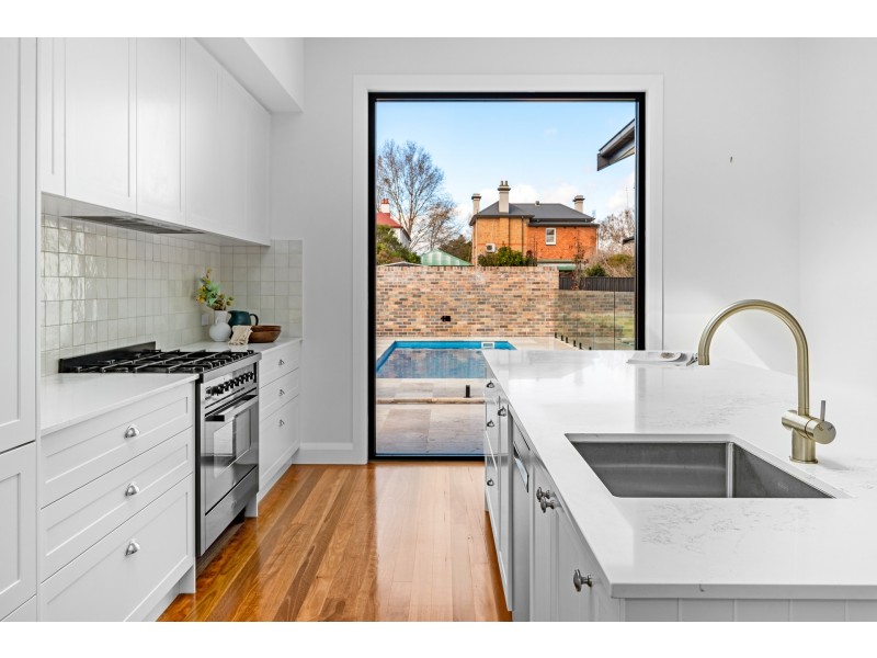 29 Roxburgh Street, Lorn NSW 2320