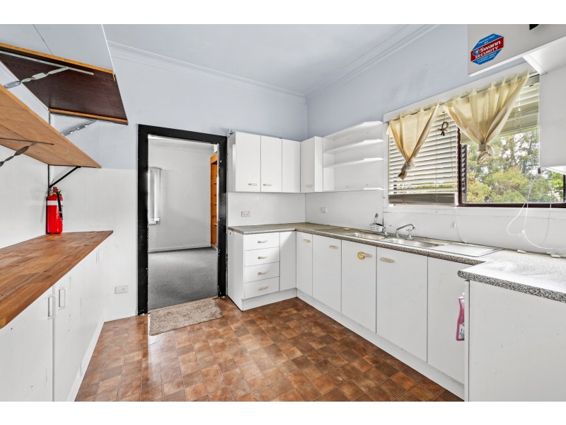 148 Barton Street, Kurri Kurri NSW 2327