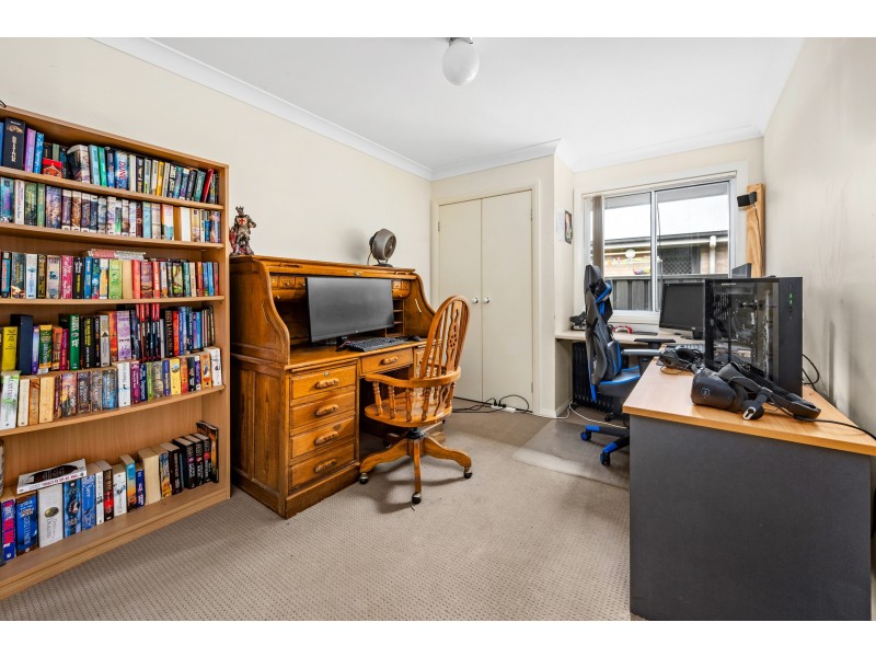 6 Fonda Avenue, Rutherford NSW 2320