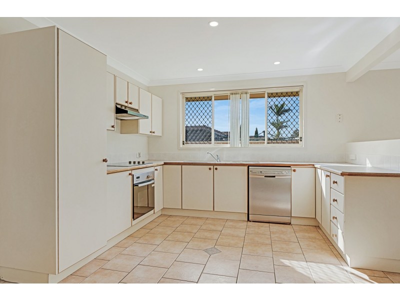 43 Denton Park Drive, Aberglasslyn NSW 2320