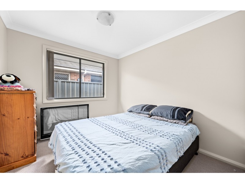 8 Hayworth Street, Rutherford NSW 2320