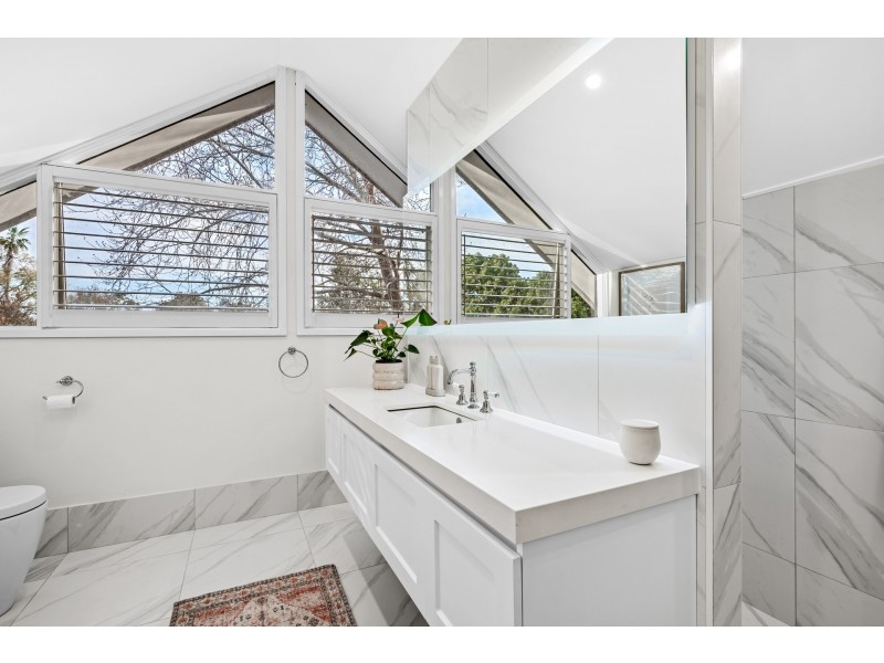5 Allan Street, Lorn NSW 2320