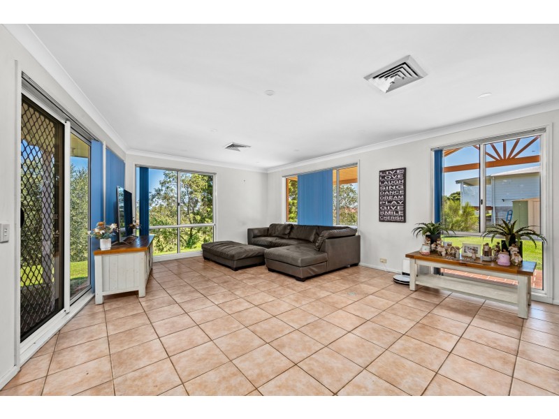 295 Aberglasslyn Road, Aberglasslyn NSW 2320