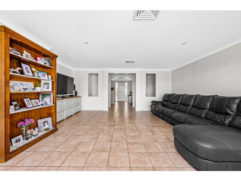 295 Aberglasslyn Road, Aberglasslyn NSW 2320