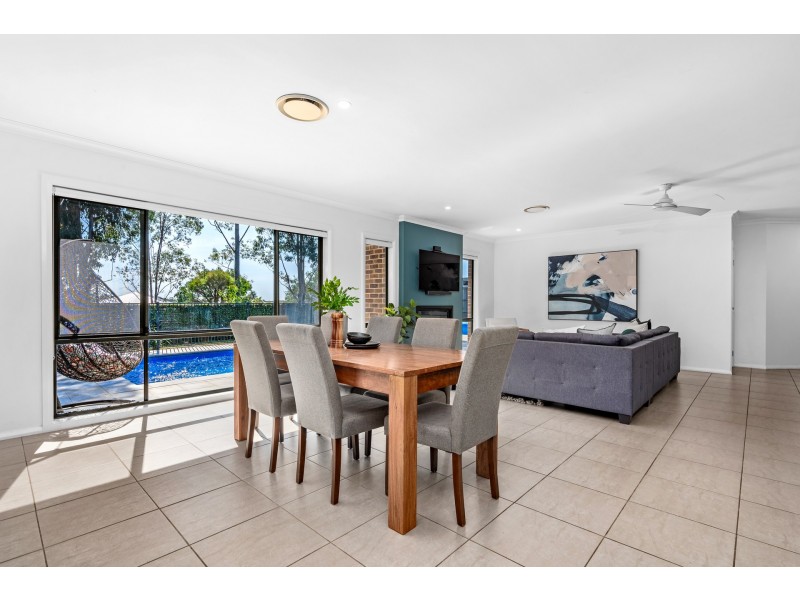 2 Swiftwing Close, Chisholm NSW 2322