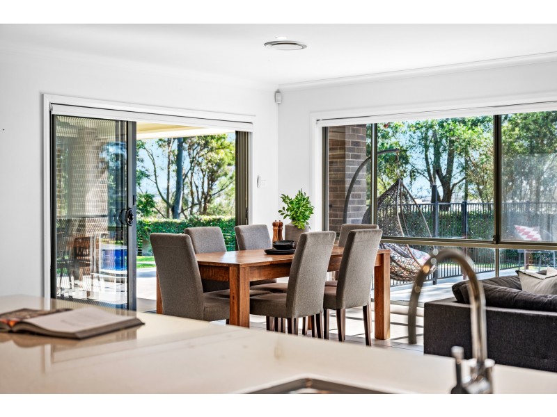 2 Swiftwing Close, Chisholm NSW 2322