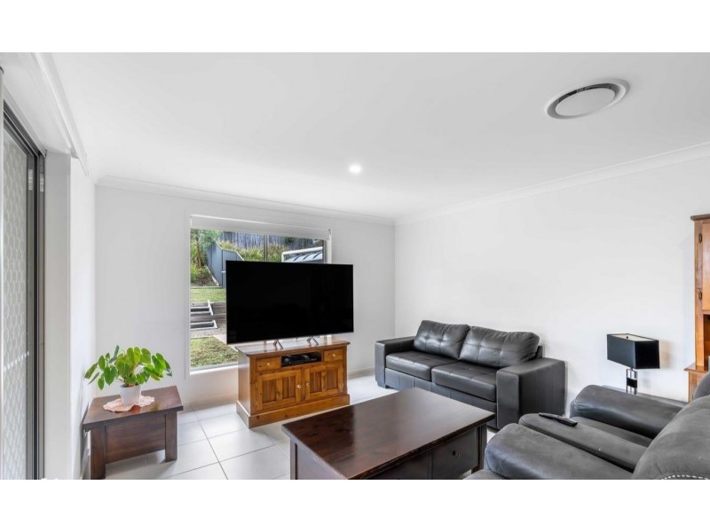 34 & 34A Shortland Drive, Aberglasslyn NSW 2320
