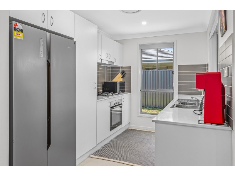 34 & 34A Shortland Drive, Aberglasslyn NSW 2320