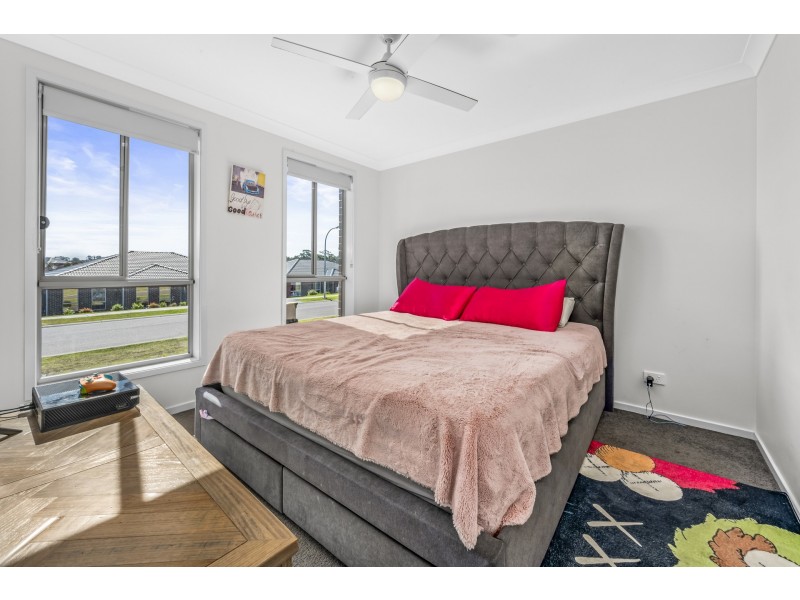 34 & 34A Shortland Drive, Aberglasslyn NSW 2320