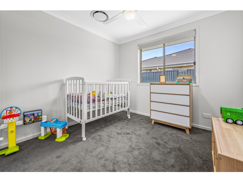 34 & 34A Shortland Drive, Aberglasslyn NSW 2320