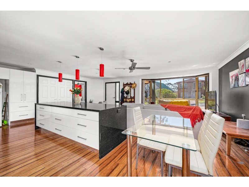 9 Jodie Close, Tenambit NSW 2323