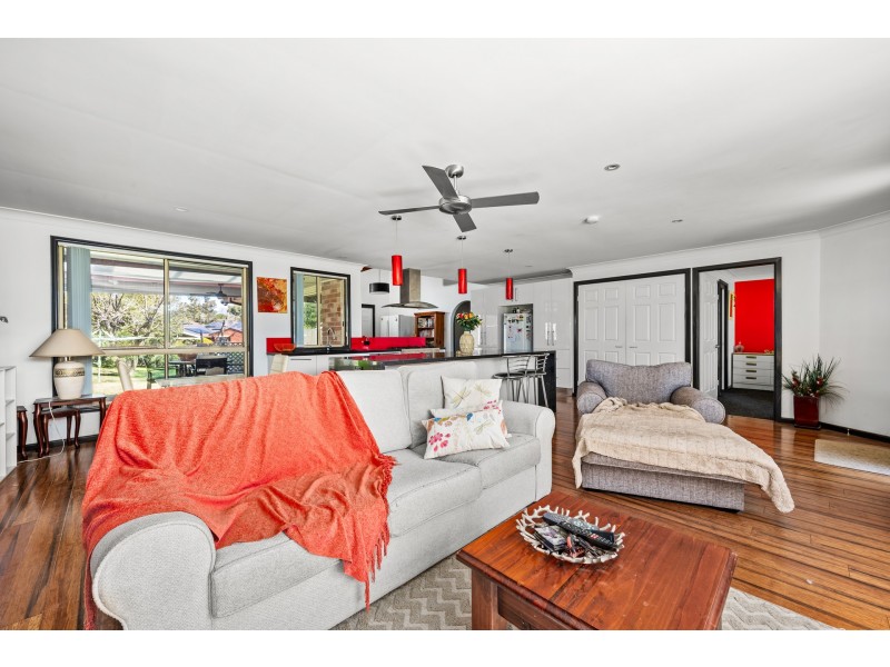 9 Jodie Close, Tenambit NSW 2323