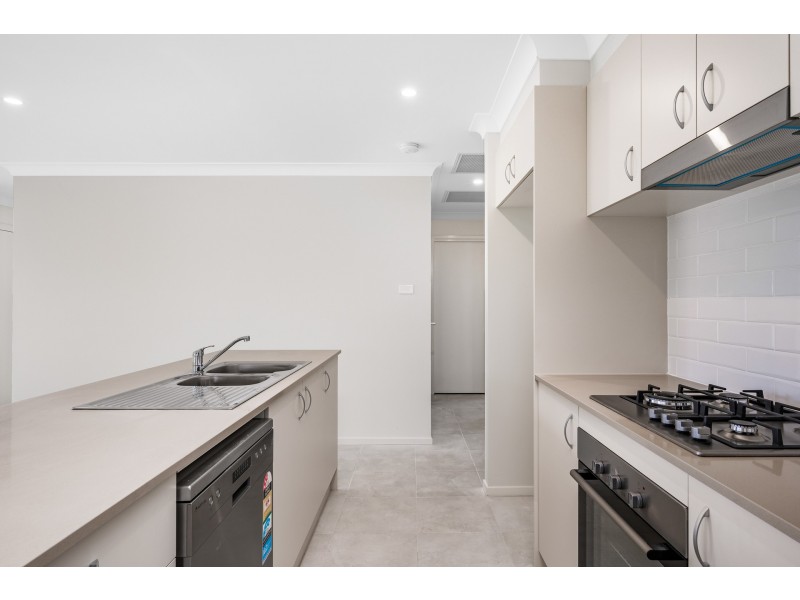 1 Thurlstone Street, Farley NSW 2320