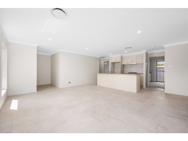 1 Thurlstone Street, Farley NSW 2320