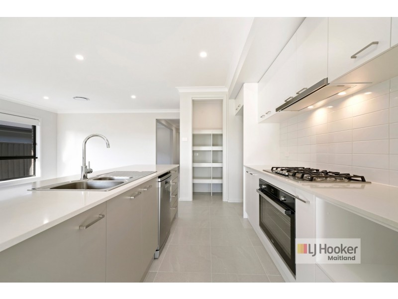 25 Marlowe Avenue, Anambah NSW 2320