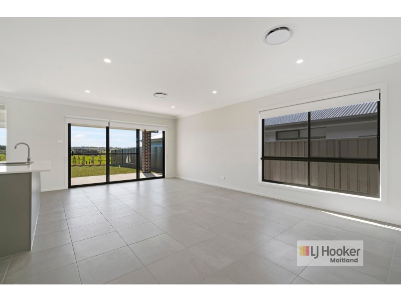 25 Marlowe Avenue, Anambah NSW 2320