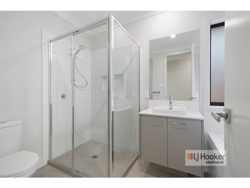 25 Marlowe Avenue, Anambah NSW 2320