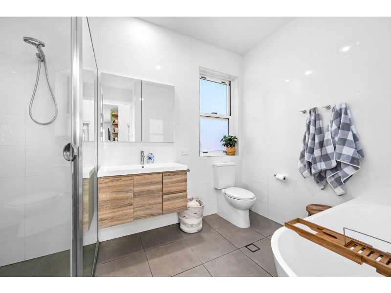 94 Belmore Road, Lorn NSW 2320