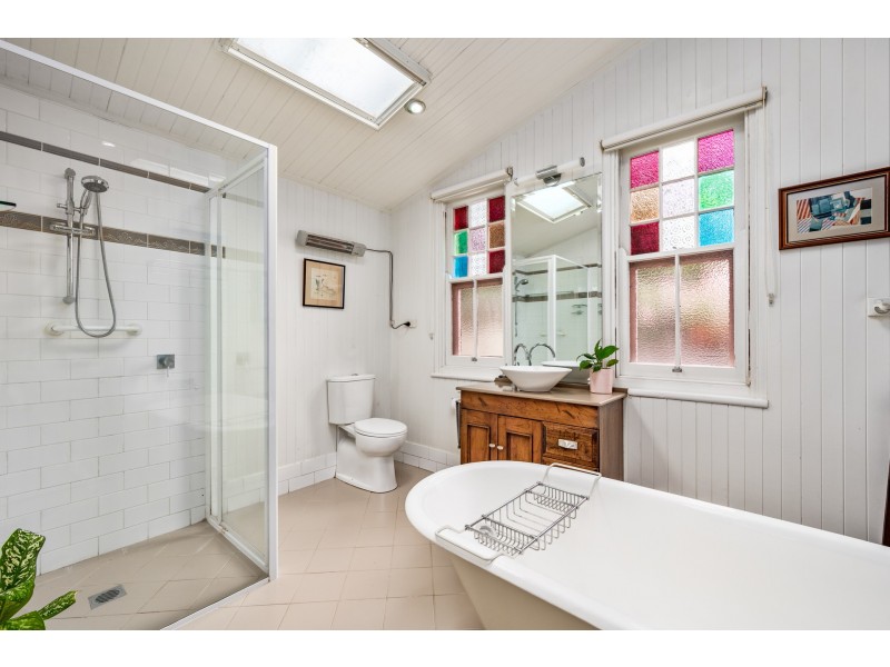 18 Queen Street, Lorn NSW 2320