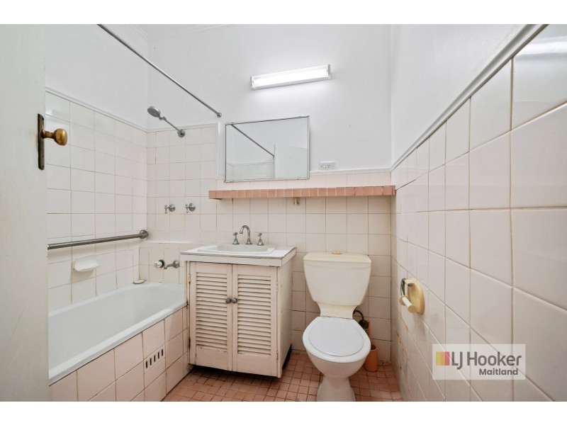 4 Hughes Street, East Maitland NSW 2323