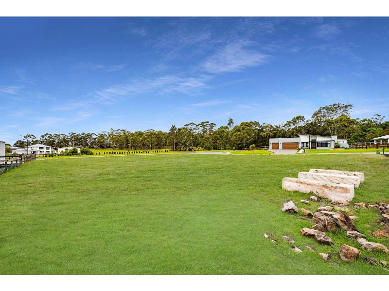 8 Eldon Drive, Louth Park NSW 2320