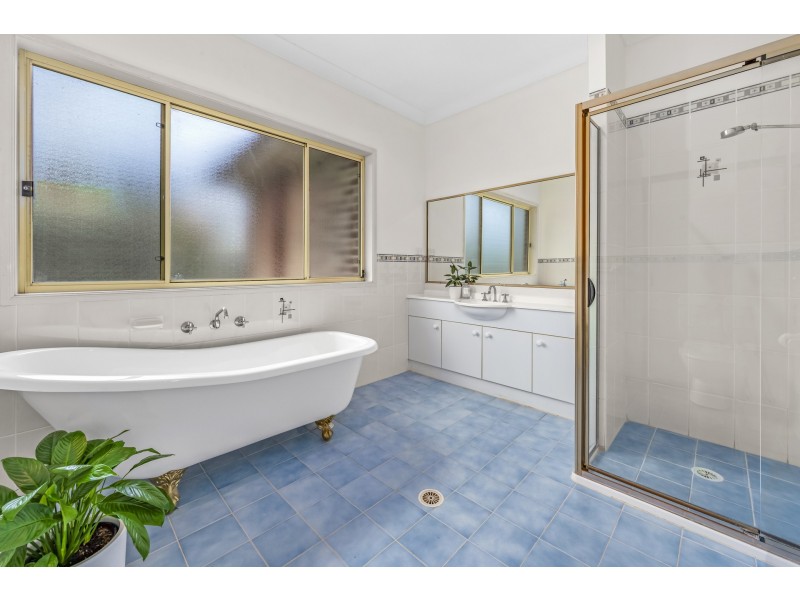 15 Dalveen Road, Bolwarra Heights NSW 2320