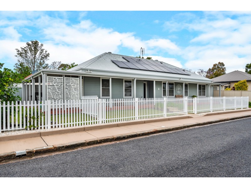 57 Close Street, Morpeth NSW 2321