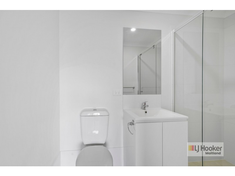 2/15 Riparian Circuit, Cessnock NSW 2325