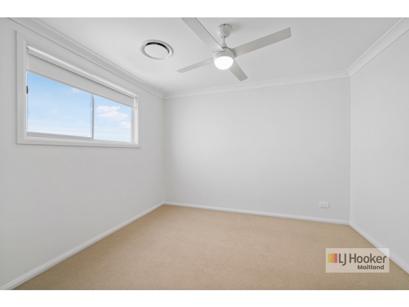 2/15 Riparian Circuit, Cessnock NSW 2325