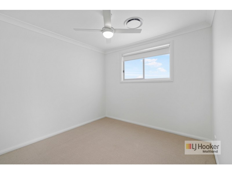 2/15 Riparian Circuit, Cessnock NSW 2325