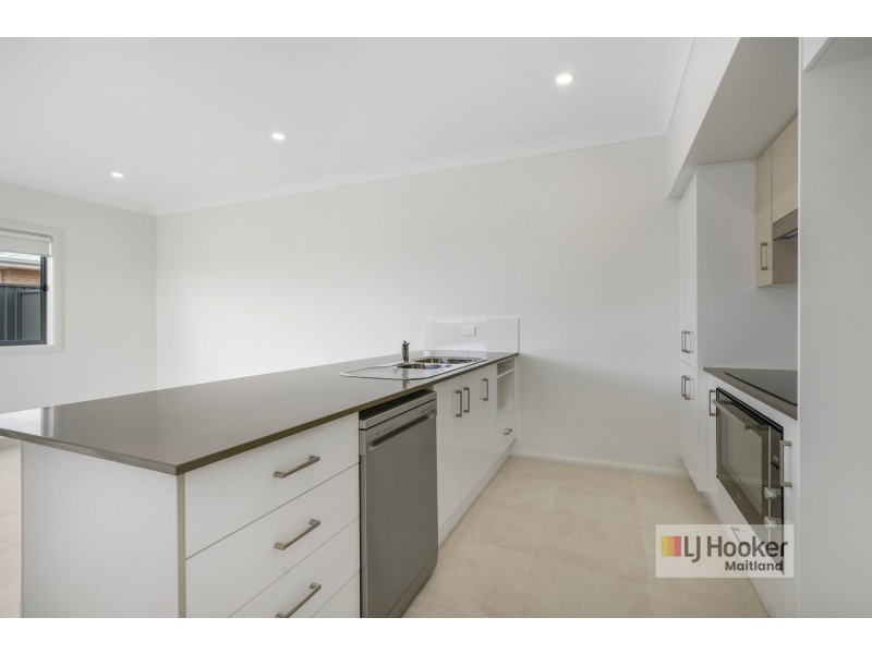 1/15 Riparian Circuit, Cessnock NSW 2325