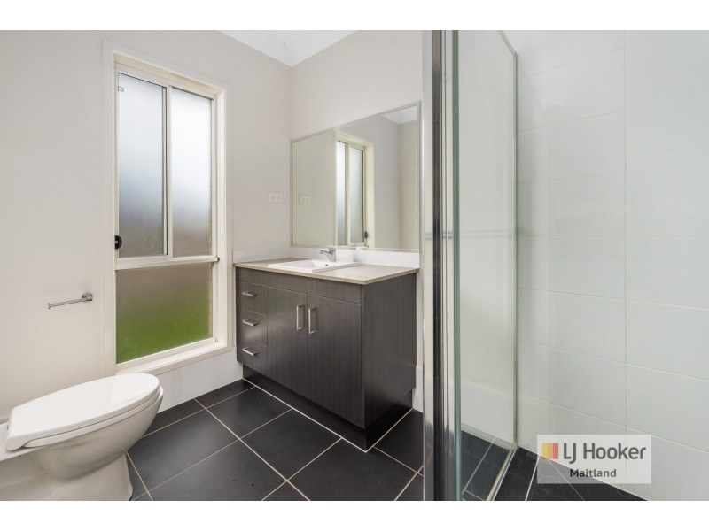 17 Slattery Road, North Rothbury NSW 2335