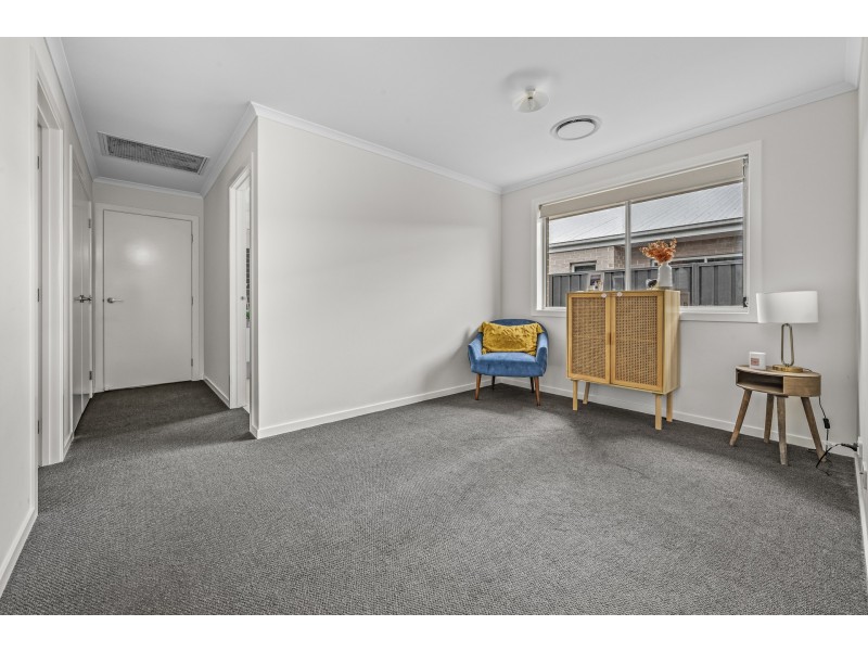 19 Springfield Drive, Lochinvar NSW 2321