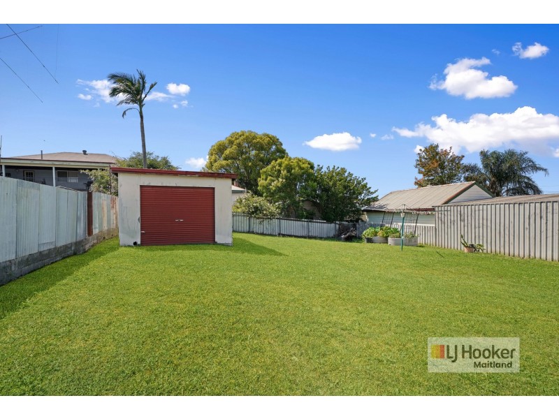 5 Lions Street, Telarah NSW 2320