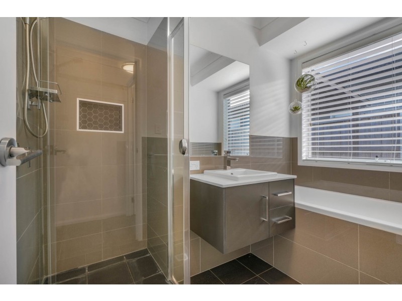 4 Starling Street, Aberglasslyn NSW 2320