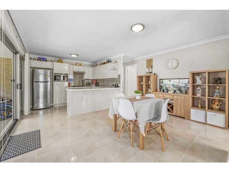 1/12 Fairview Place, Cessnock NSW 2325