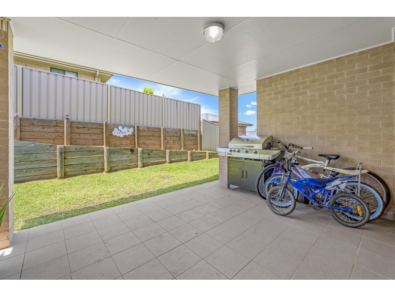 1/12 Fairview Place, Cessnock NSW 2325