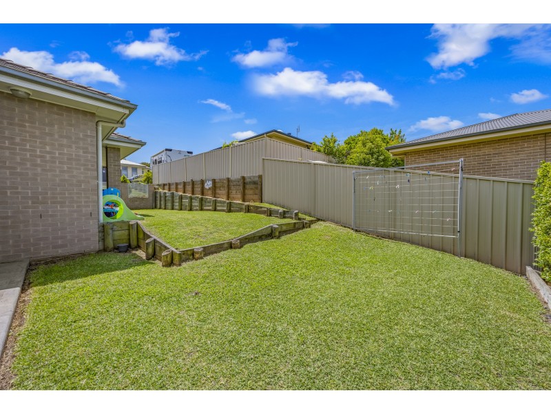 1/12 Fairview Place, Cessnock NSW 2325