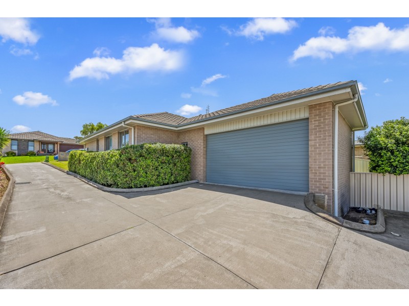 1/12 Fairview Place, Cessnock NSW 2325