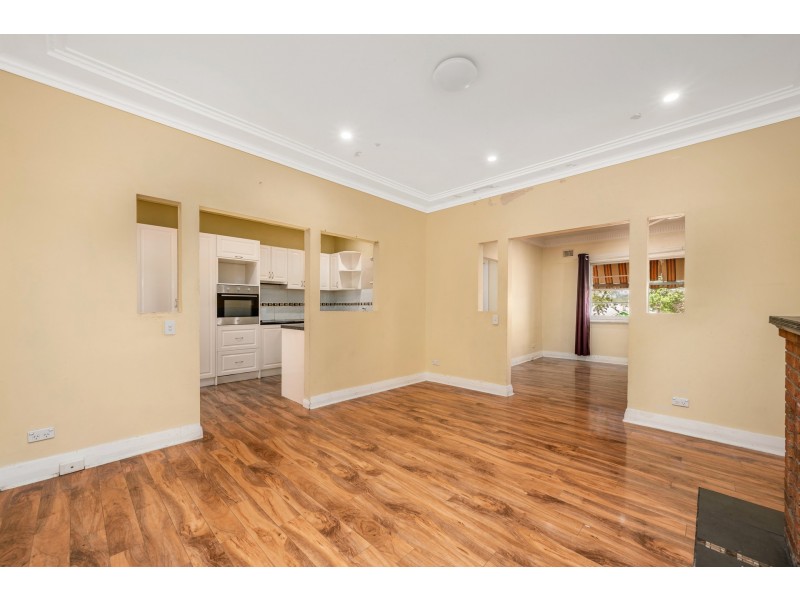 37 High Street, Greta NSW 2334