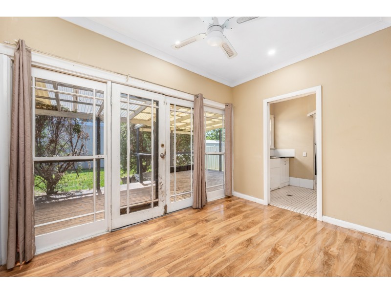 37 High Street, Greta NSW 2334